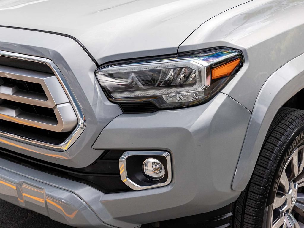 Used 2020 Toyota Tacoma Limited AWD/4WD image 39
