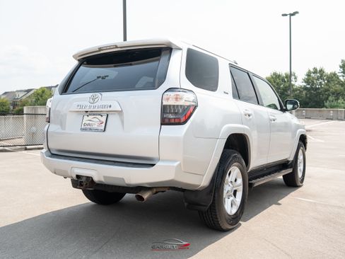 Used 2016 Toyota 4Runner SR5 Premium AWD/4WD image 7
