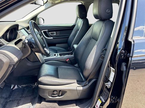 Used 2017 Land Rover Discovery Sport SE AWD/4WD image 20