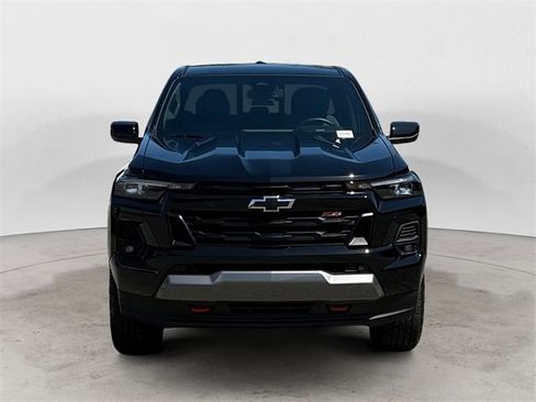 Used 2023 Chevrolet Colorado Z71 w/ Z71 Convenience Package 2 image 8