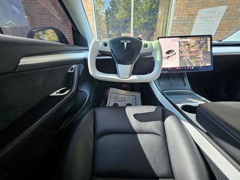 Used 2023 Tesla Model 3 Long Range AWD/4WD image 4