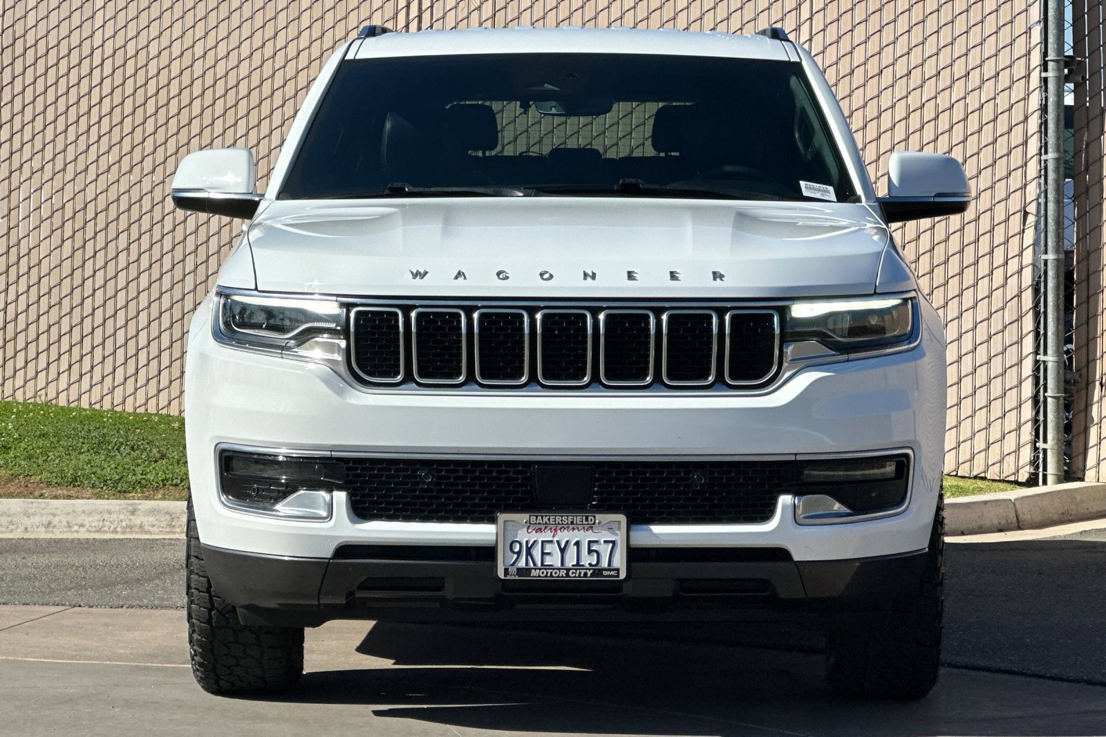 Used 2022 Jeep Wagoneer Series I AWD/4WD image 9
