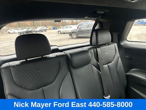 Used 2025 Hyundai Palisade Calligraphy image 19