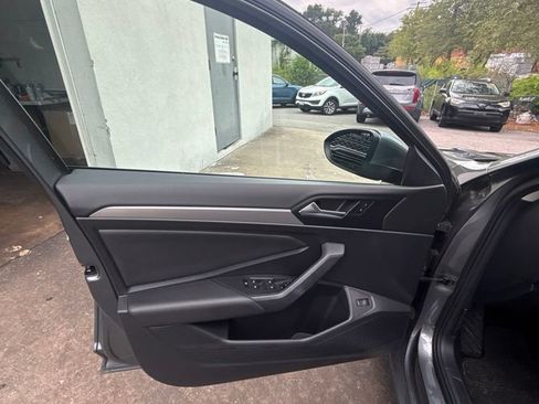 Used 2019 Volkswagen Jetta S w/ Driver Assistance Package FWD image 11