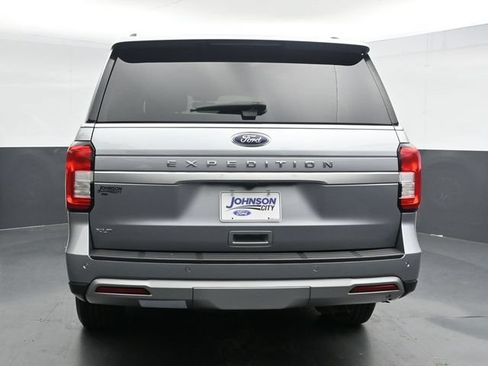 Used 2024 Ford Expedition XLT AWD/4WD image 9