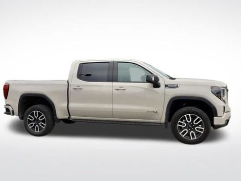 Used 2026 GMC Sierra 1500 AT4 w/ AT4 Premium Package AWD/4WD image 15