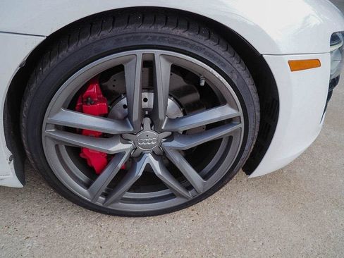 Used 2015 Audi R8 V8 AWD/4WD image 27