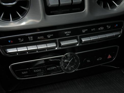 Used 2020 Mercedes-Benz G 550 w/ G Manufaktur Interior Package image 27