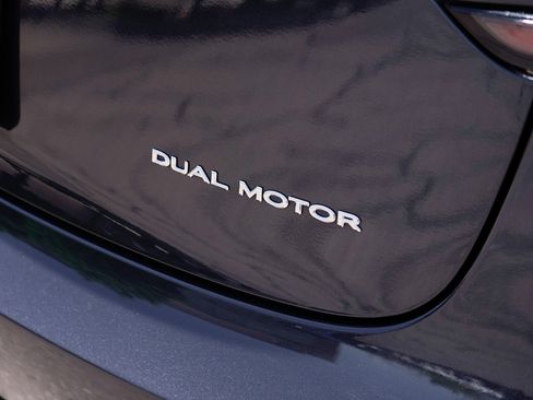 Used 2025 Tesla Model 3 Long Range AWD/4WD image 11