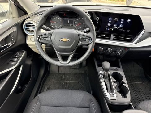 New 2026 Chevrolet Trax LS w/ LS Convenience Package image 13