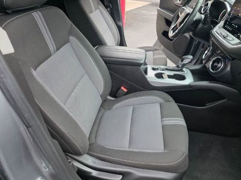 Used 2023 Chevrolet Blazer LT AWD/4WD image 19