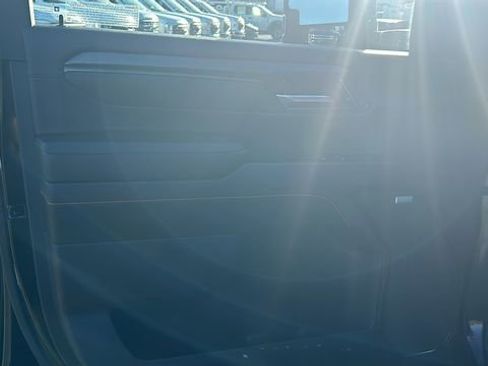 Used 2024 GMC Sierra 2500 AT4 w/ AT4 Premium Plus Package image 16