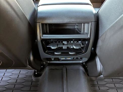 Used 2025 Jeep Grand Cherokee Limited 4xe image 17