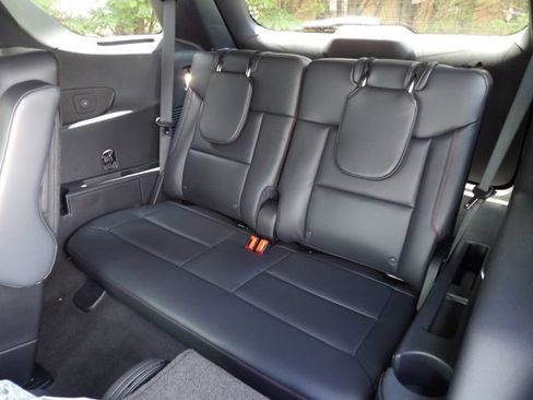 New 2026 Ford Explorer ST AWD/4WD image 9