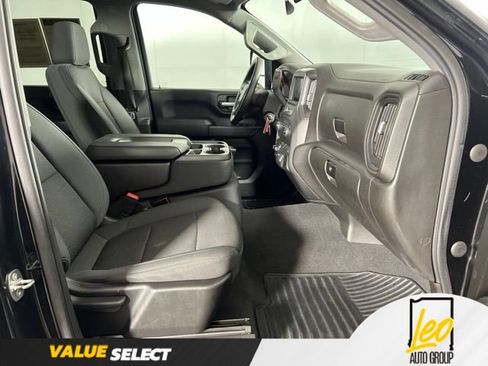 Used 2021 Chevrolet Silverado 2500 Custom w/ Custom Value Package AWD/4WD image 10