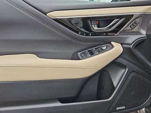 Certified 2025 Subaru Outback Limited image 14