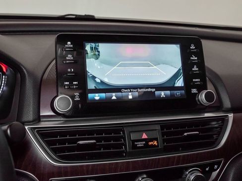 Used 2021 Honda Accord Touring image 20