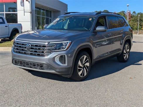 Used 2024 Volkswagen Atlas SE image 7
