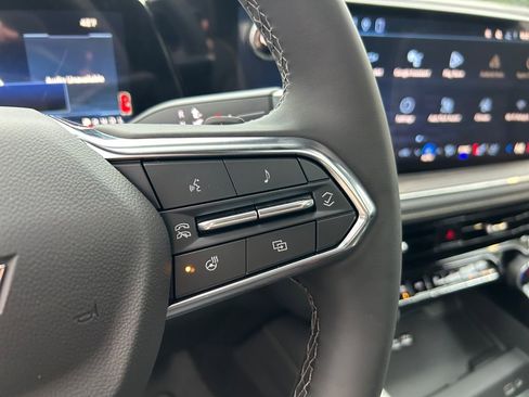 New 2026 Chevrolet Suburban Premier image 18