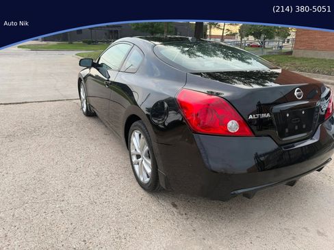 Used 2010 Nissan Altima 3.5 SR w/ Leather Pkg FWD image 5