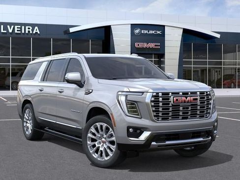 New 2026 GMC Yukon XL Denali w/ Denali Reserve Package AWD/4WD image 7