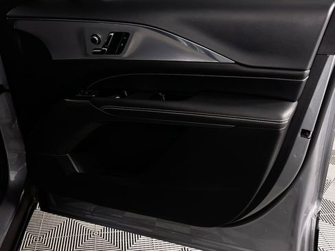 Used 2024 Cadillac Lyriq Tech w/ Driver Assist Package image 33