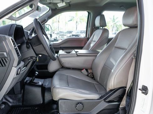 Used 2019 Ford F550 4x4 Crew Cab Super Duty image 17