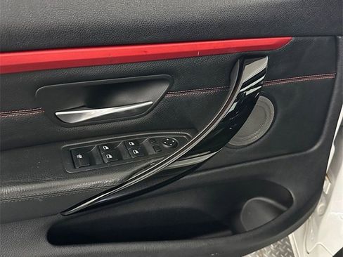 Used 2014 BMW 435i Convertible image 9