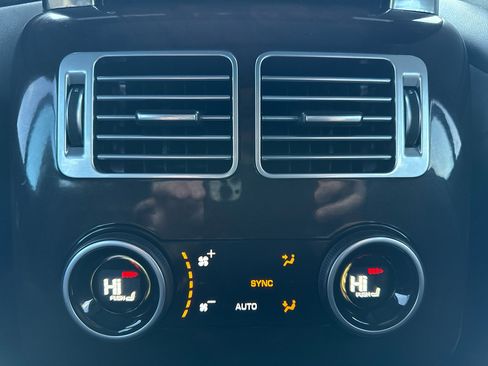 Used 2020 Land Rover Range Rover HSE image 39