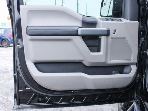 Used 2018 Ford F150 XLT image 10