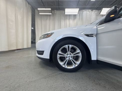 Used 2015 Ford Taurus SEL FWD image 42