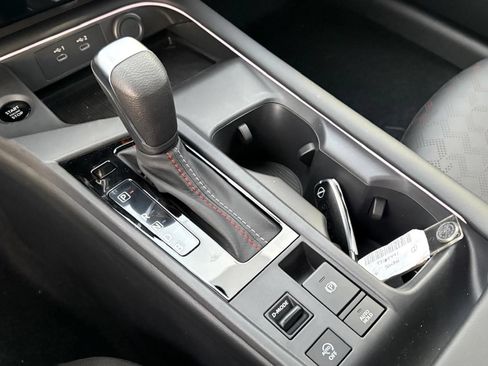 New 2026 Nissan Sentra SR w/ SR Premium Package FWD image 15