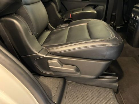 Used 2023 Ford Explorer Limited image 33