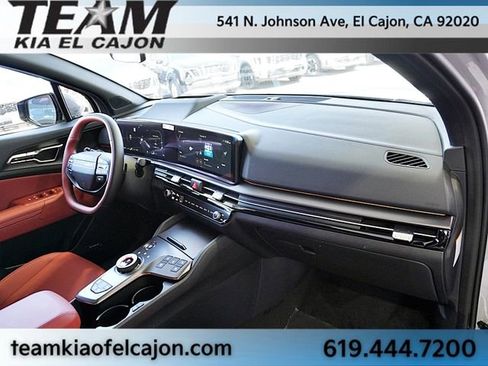New 2026 Kia Sportage SX Prestige AWD/4WD image 11