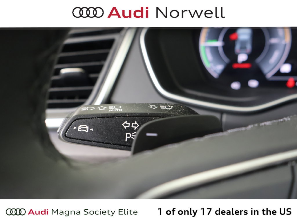 Used 2023 Audi Q5 e Prestige AWD/4WD image 29