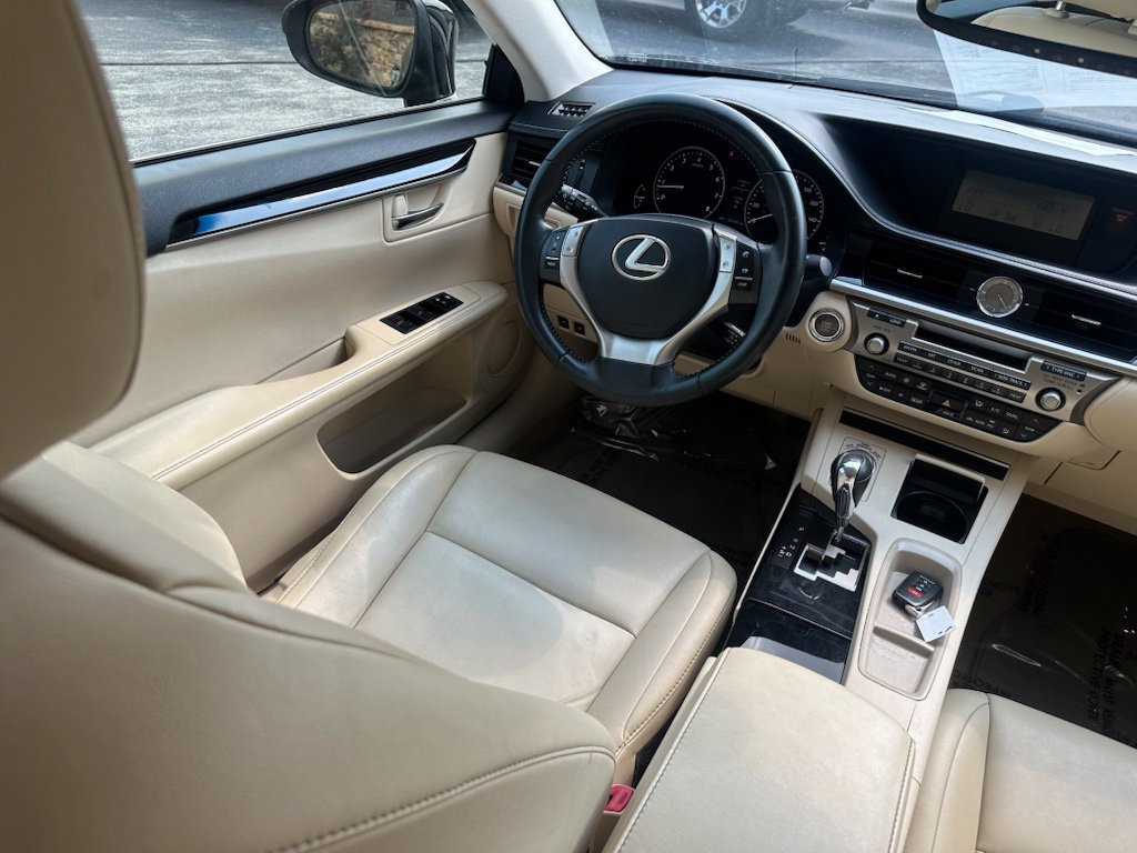 Used 2014 Lexus ES 350 FWD image 27