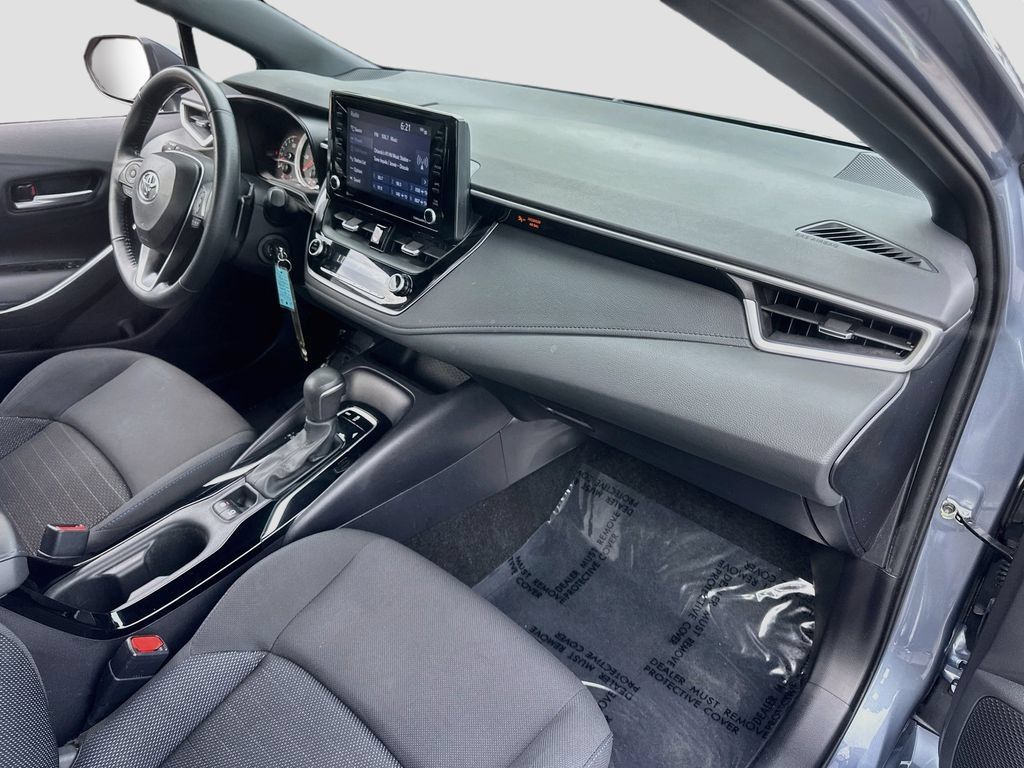 Used 2022 Toyota Corolla SE FWD image 25