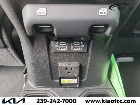 Used 2026 Jeep Gladiator Mojave AWD/4WD image 13