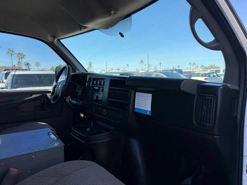 Used 2013 Chevrolet Express 2500 w/ Power Package RWD image 14