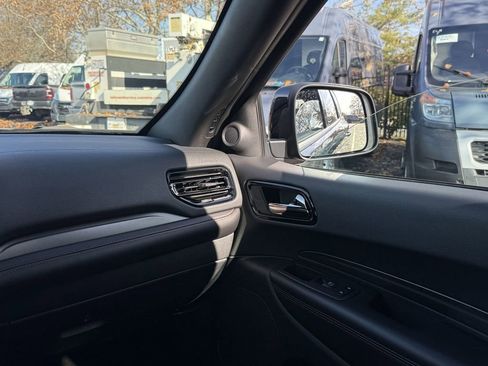 Used 2024 Dodge Durango R/T w/ Blacktop Package image 20