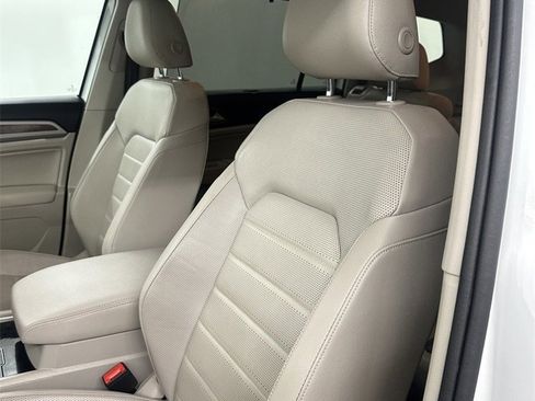 Used 2019 Volkswagen Atlas SEL Premium image 14