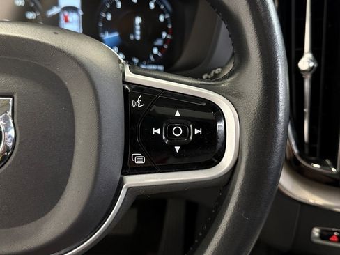 Used 2021 Volvo XC60 T6 Inscription image 30