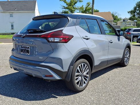 Certified 2024 Nissan Kicks SV FWD image 6