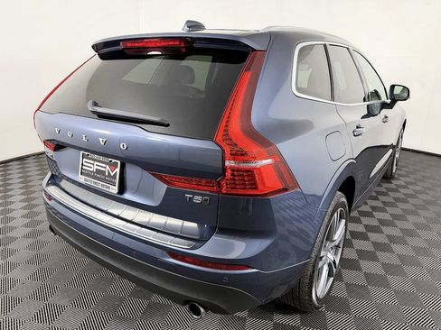 Used 2021 Volvo XC60 T5 Momentum w/ Premium Package AWD/4WD image 9