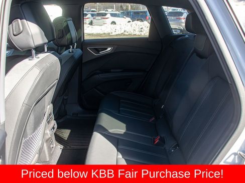 Used 2022 Audi Q4 e-tron Premium Plus image 13