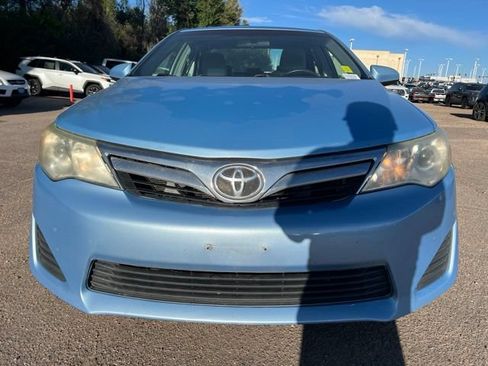 Used 2012 Toyota Camry LE FWD image 9