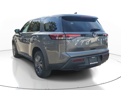 Used 2024 Nissan Pathfinder S w/ Cargo Package image 5