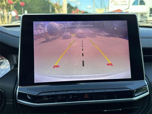 Used 2022 Jeep Compass Altitude w/ Sun and Sound Group image 34