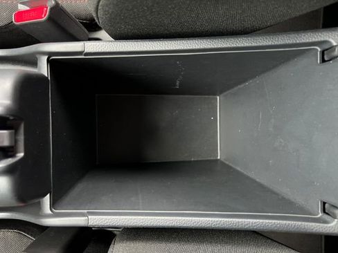 Used 2025 Honda HR-V Sport image 25