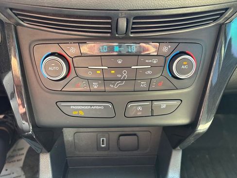 Used 2019 Ford Escape SEL AWD/4WD image 16